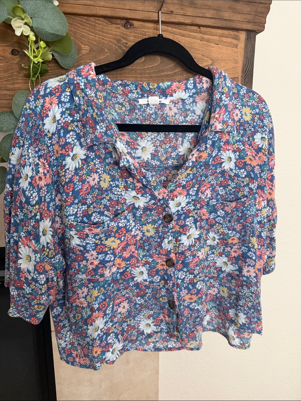 O'Neill Blue Floral Button-Front Shirt with Coral & White Flowers